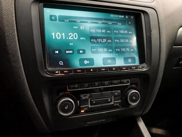 Volkswagen Jetta VI с пробегом 2011 года, цена 950 000 рублей, 252921 км, седан, Автокод Объявления