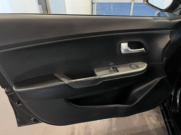 Kia Rio III с пробегом 2013 года, цена 838 000 рублей, 104712 км, седан, Автокод Объявления