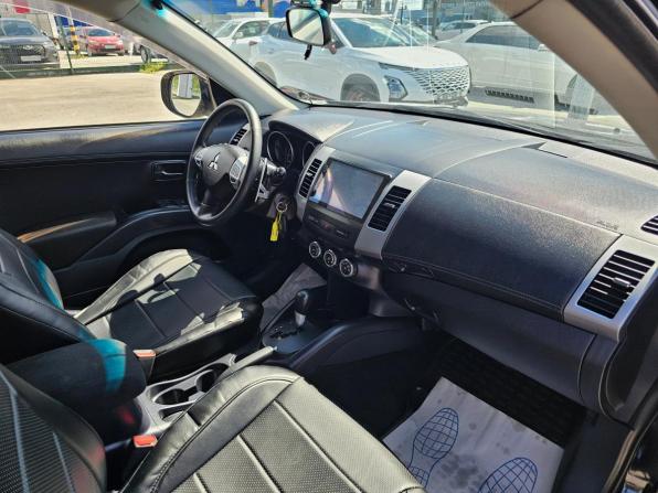 Mitsubishi Outlander II Рестайлинг с пробегом 2011 года, цена 1 175 000 рублей, 254200 км, внедорожник, Автокод Объявления