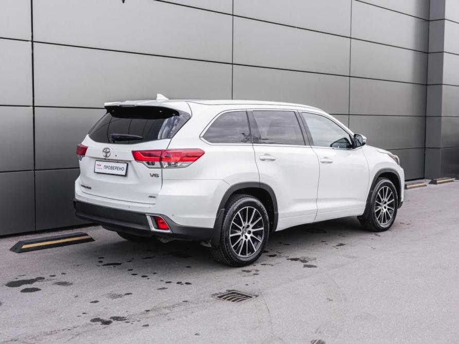 Toyota Highlander III (XU50) Рестайлинг Москва  - изображение 6