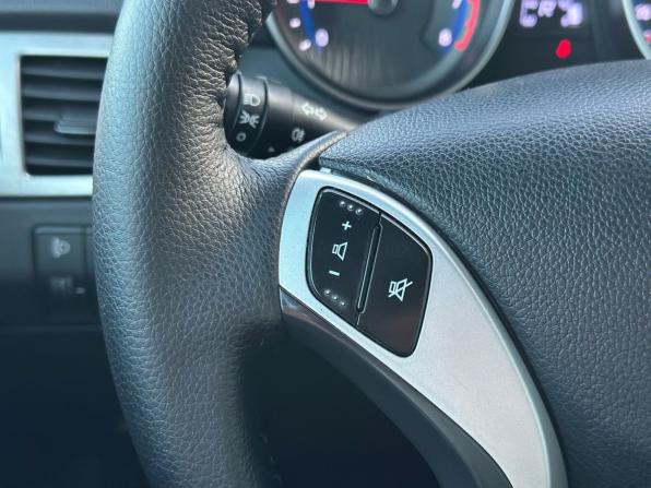 Hyundai i30 II с пробегом 2013 года, цена 950 000 рублей, 152223 км, хэтчбек, Автокод Объявления