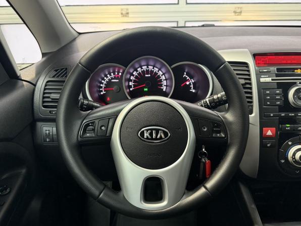 Kia Venga I с пробегом 2012 года, цена 875 000 рублей, 146306 км, компактвэн, Автокод Объявления