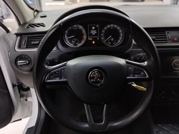 Skoda Rapid I Рестайлинг с пробегом 2019 года, цена 1 220 000 рублей, 104635 км, лифтбек, Автокод Объявления