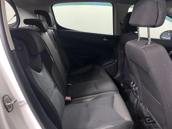 Peugeot 308 I с пробегом 2008 года, цена 345 000 рублей, 190486 км, хэтчбек, Автокод Объявления