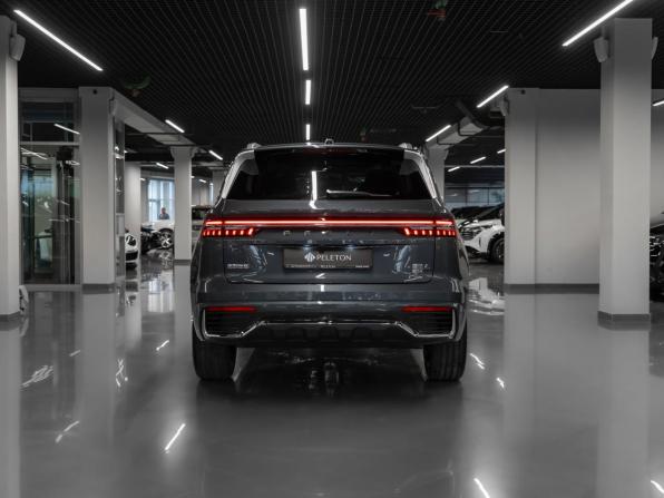 Geely Monjaro I Рестайлинг 2 с пробегом 2025 года, цена 4 200 000 рублей, 22 км, внедорожник, Автокод Объявления