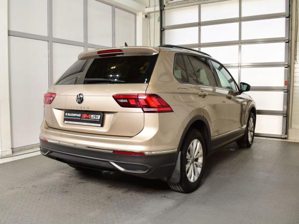 Volkswagen Tiguan II Рестайлинг с пробегом 2021 года, цена 2 585 995 рублей, 35609 км, внедорожник, Автокод Объявления