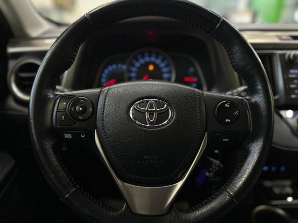 Toyota RAV4 IV (XA40) с пробегом 2013 года, цена 1 990 000 рублей, 124531 км, внедорожник, Автокод Объявления