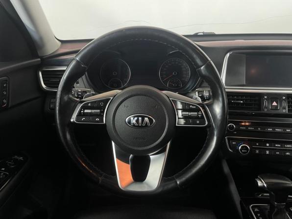 Kia Optima IV Рестайлинг с пробегом 2018 года, цена 1 783 000 рублей, 141100 км, седан, Автокод Объявления