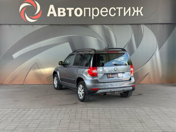 Skoda Yeti I Рестайлинг с пробегом 2018 года, цена 1 470 000 рублей, 97661 км, внедорожник, Автокод Объявления