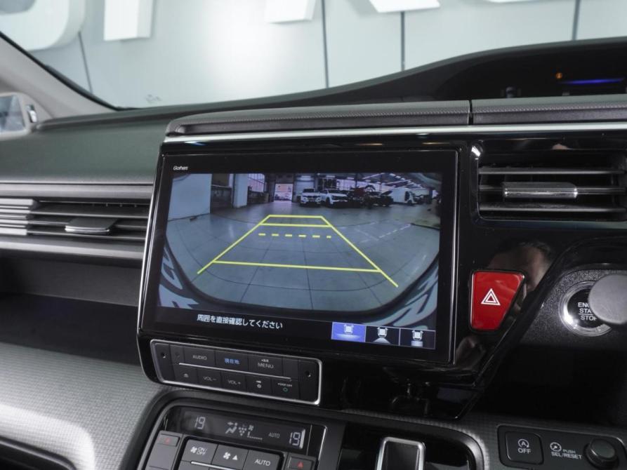 Honda Stepwgn V Рестайлинг Ростов-на-Дону  - изображение 18