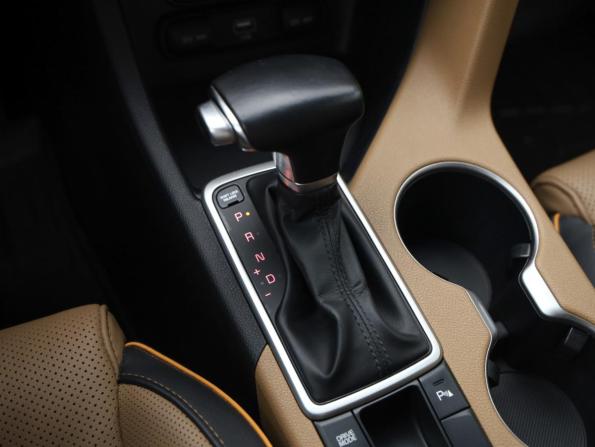 Kia Sportage IV Рестайлинг с пробегом 2019 года, цена 2 449 000 рублей, 108000 км, внедорожник, Автокод Объявления