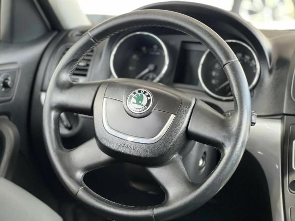 Skoda Yeti I с пробегом 2012 года, цена 695 000 рублей, 202690 км, внедорожник, Автокод Объявления