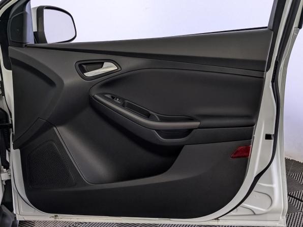 Ford Focus III Рестайлинг с пробегом 2017 года, цена 1 550 000 рублей, 6307 км, седан, Автокод Объявления