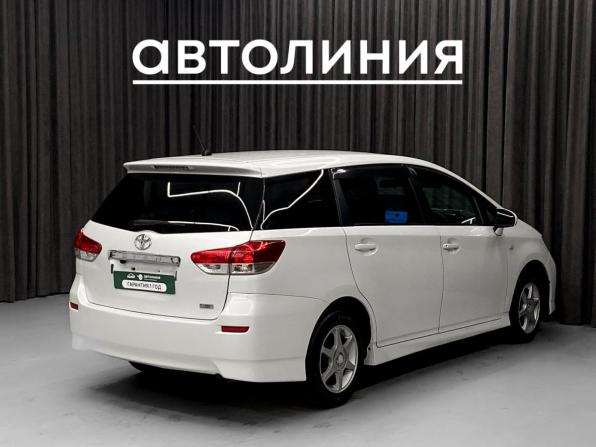 Toyota Wish II с пробегом 2009 года, цена 1 150 000 рублей, 140000 км, минивэн, Автокод Объявления