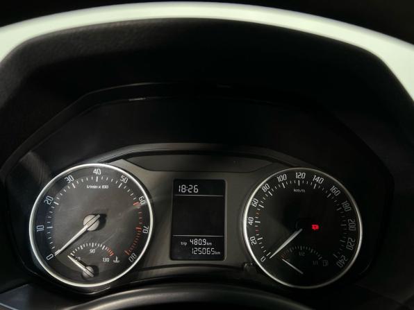 Skoda Octavia II (A5) Рестайлинг с пробегом 2012 года, цена 707 000 рублей, 122000 км, лифтбек, Автокод Объявления