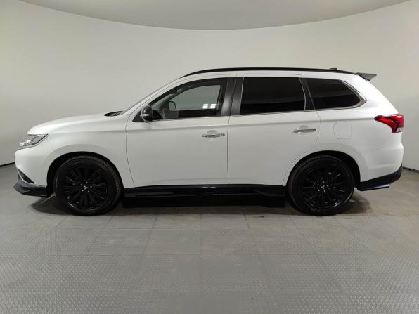 Mitsubishi Outlander III Рестайлинг 3 с пробегом 2022 года, цена 3 190 000 рублей, 37832 км, внедорожник, Автокод Объявления