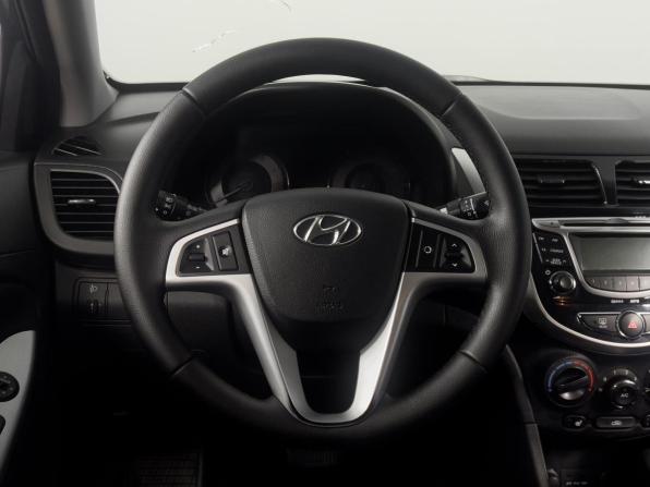 Hyundai Solaris I с пробегом 2012 года, цена 748 100 рублей, 159203 км, седан, Автокод Объявления