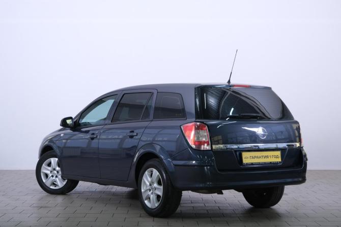 Opel Astra H Рестайлинг с пробегом 2010 года, цена 699 000 рублей, 2010 км, универсал, Автокод Объявления