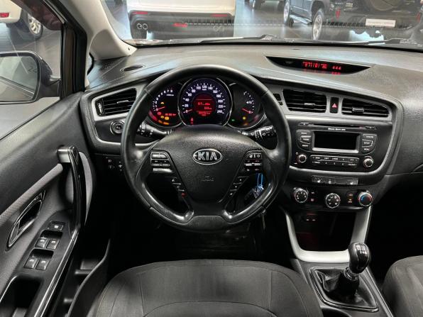 Kia Ceed II с пробегом 2013 года, цена 798 000 рублей, 235000 км, хэтчбек, Автокод Объявления