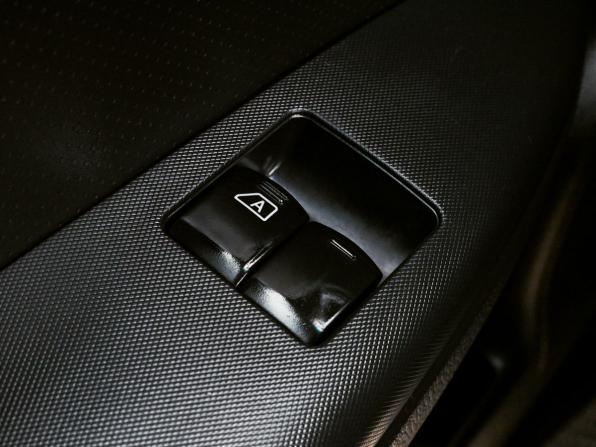Nissan Note I Рестайлинг с пробегом 2011 года, цена 699 000 рублей, 259865 км, хэтчбек, Автокод Объявления