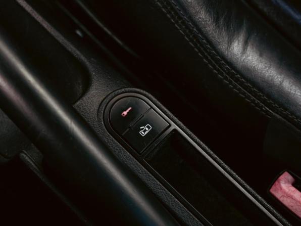 Audi TT I (8N) с пробегом 2002 года, цена 980 000 рублей, 193586 км, купе, Автокод Объявления