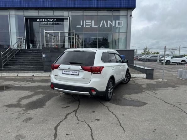 Mitsubishi Outlander III Рестайлинг 2 с пробегом 2015 года, цена 1 992 000 рублей, 148782 км, внедорожник, Автокод Объявления