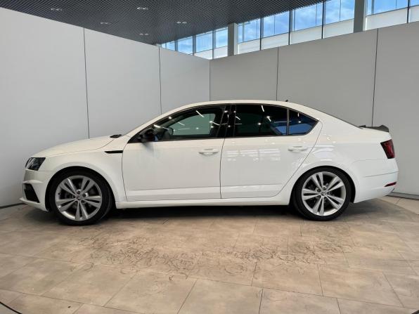 Skoda Octavia III (A7) Рестайлинг с пробегом 2018 года, цена 1 869 000 рублей, 158000 км, лифтбек, Автокод Объявления