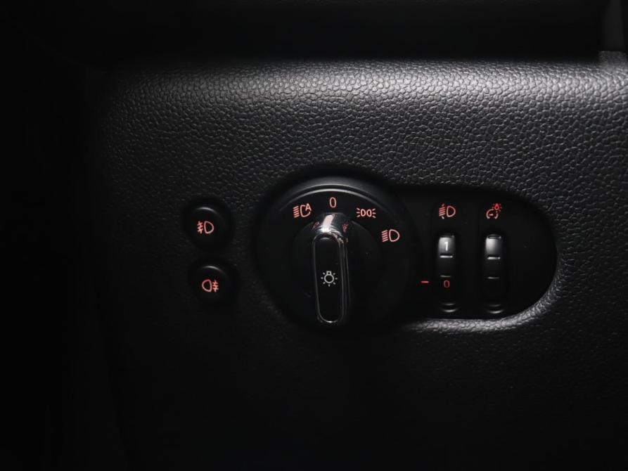 Mini Hatch III (F55/F56) Рестайлинг Москва  - изображение 18