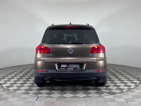 Volkswagen Tiguan I Рестайлинг с пробегом 2015 года, цена 1 641 000 рублей, 138427 км, внедорожник, Автокод Объявления