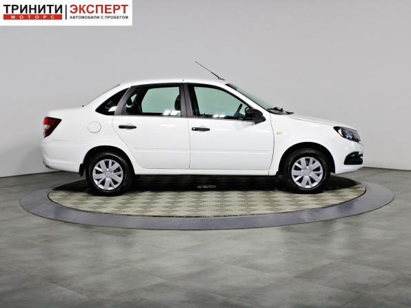 Lada (ВАЗ) Granta I Рестайлинг с пробегом 2021 года, цена 597 000 рублей, 98471 км, седан, Автокод Объявления