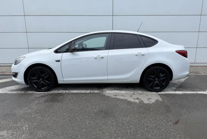 Opel Astra J Рестайлинг с пробегом 2012 года, цена 790 000 рублей, 216691 км, седан, Автокод Объявления