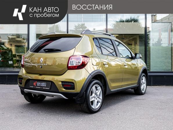 Renault Sandero II с пробегом 2015 года, цена 928 100 рублей, 93526 км, хэтчбек, Автокод Объявления