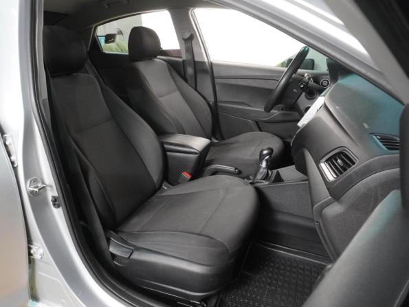 Hyundai Solaris II с пробегом 2017 года, цена 939 000 рублей, 275716 км, седан, Автокод Объявления