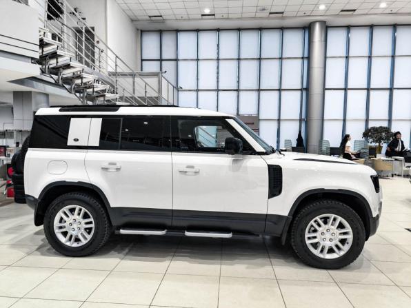 Land Rover Defender II с пробегом 2020 года, цена 4 950 000 рублей, 67728 км, внедорожник, Автокод Объявления