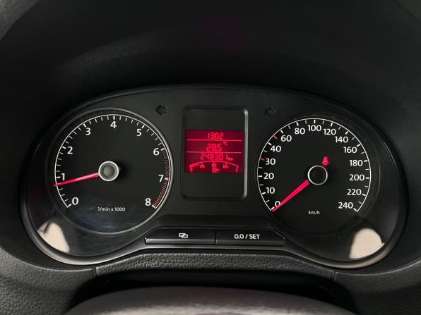 Volkswagen Polo V с пробегом 2012 года, цена 730 000 рублей, 248300 км, седан, Автокод Объявления