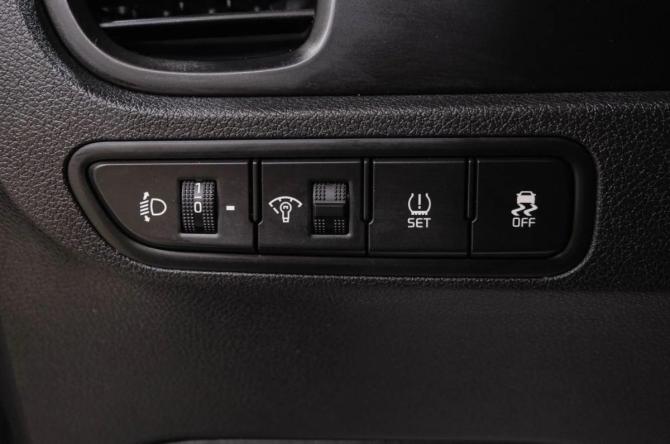 Kia Rio IV с пробегом 2019 года, цена 1 349 000 рублей, 95040 км, седан, Автокод Объявления