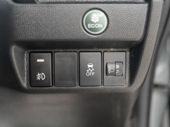 Honda Fit III с пробегом 2013 года, цена 1 015 000 рублей, 93000 км, хэтчбек, Автокод Объявления