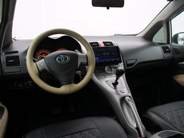 Toyota Auris I с пробегом 2008 года, цена 795 000 рублей, 193720 км, хэтчбек, Автокод Объявления
