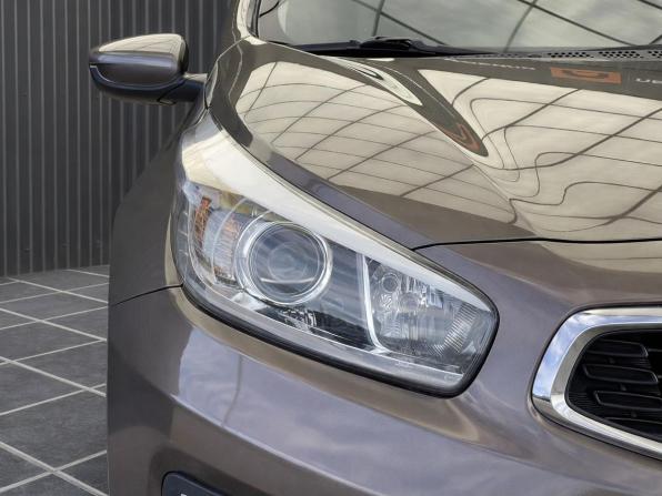 Kia Ceed II Рестайлинг с пробегом 2016 года, цена 1 177 000 рублей, 147472 км, хэтчбек, Автокод Объявления