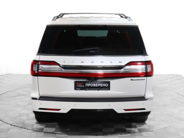 Lincoln Navigator IV с пробегом 2018 года, цена 5 299 000 рублей, 138377 км, внедорожник, Автокод Объявления