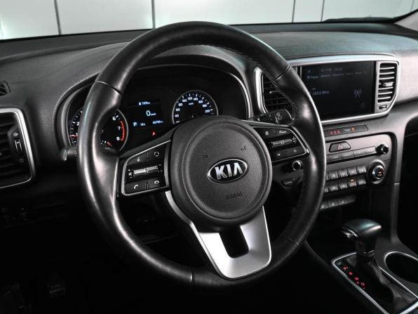 Kia Sportage IV Рестайлинг с пробегом 2021 года, цена 2 649 000 рублей, 63782 км, внедорожник, Автокод Объявления