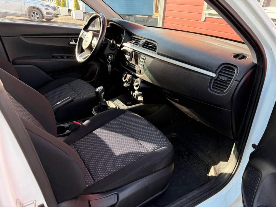 Kia Rio IV Санкт-Петербург  - изображение 9