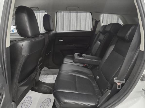 Mitsubishi Outlander III Рестайлинг с пробегом 2014 года, цена 1 570 000 рублей, 167000 км, внедорожник, Автокод Объявления