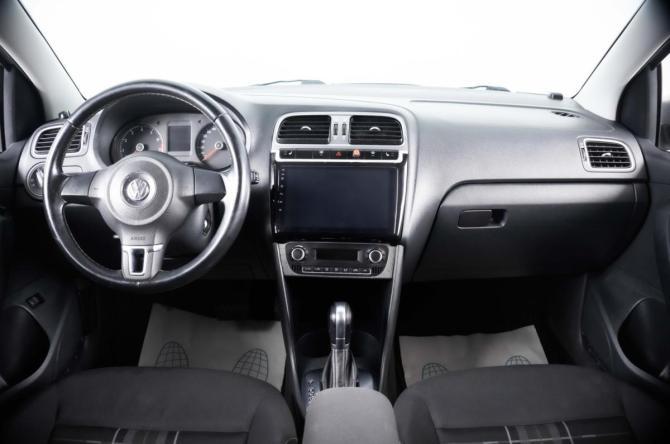 Volkswagen Polo V с пробегом 2015 года, цена 959 000 рублей, 150000 км, седан, Автокод Объявления