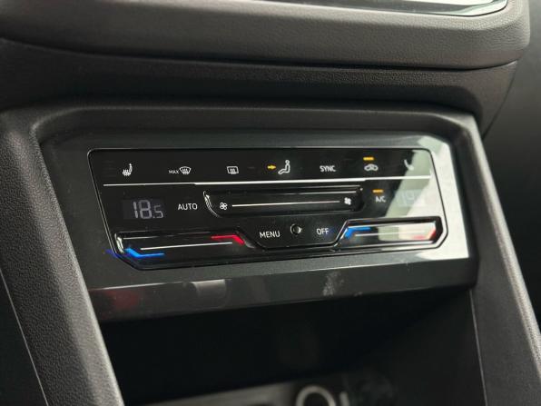 Volkswagen Tiguan II Рестайлинг с пробегом 2021 года, цена 3 449 000 рублей, 74262 км, внедорожник, Автокод Объявления