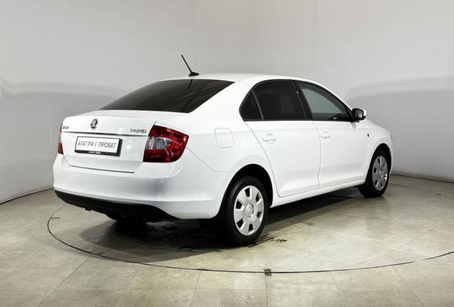 Skoda Rapid I с пробегом 2017 года, цена 1 085 000 рублей, 134223 км, лифтбек, Автокод Объявления