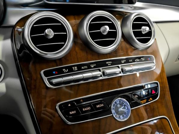 Mercedes-Benz C-Класс IV (W205) с пробегом 2015 года, цена 2 590 000 рублей, 100262 км, седан, Автокод Объявления