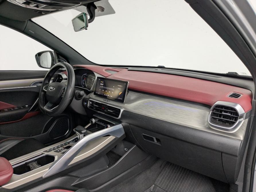 Geely Coolray I Москва  - изображение 12