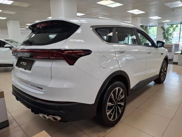 Новый JETOUR X70+ I Рестайлинг 2026 года, цена 3 399 000 рублей, внедорожник, Автокод Объявления