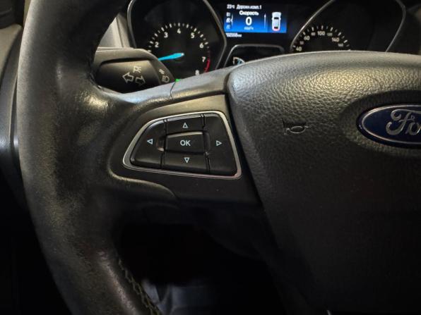 Ford Focus III Рестайлинг с пробегом 2015 года, цена 879 000 рублей, 202000 км, универсал, Автокод Объявления